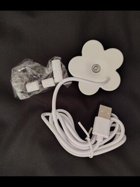 White Flower-Mini Shaped Humidifier New